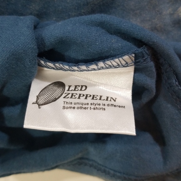 Led Zeppelin Peace love Music Art Tee Large NWT - Picture 4 of 4